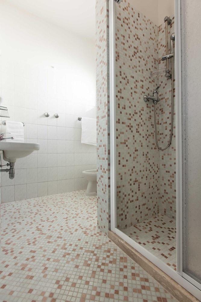 Hotel Graziana Риччоне Экстерьер фото