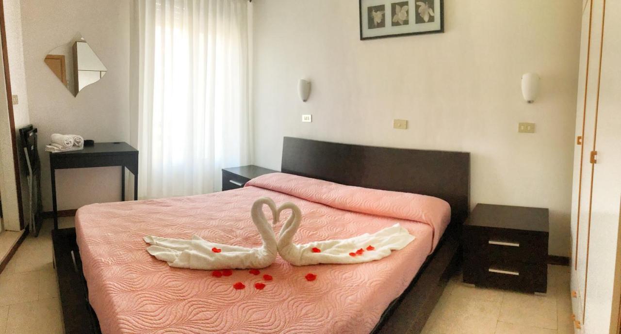 Hotel Graziana Риччоне Экстерьер фото
