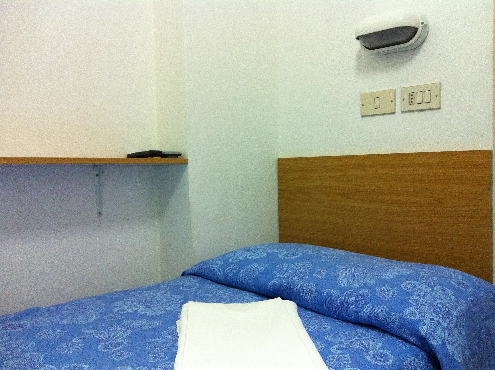 Hotel Graziana Риччоне Экстерьер фото