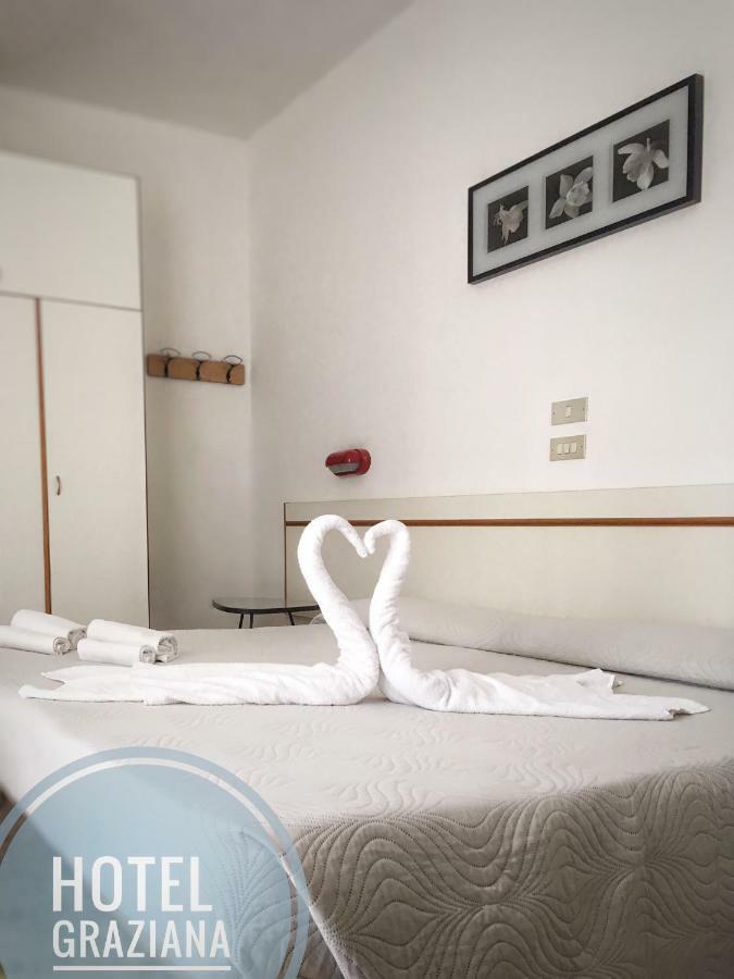 Hotel Graziana Риччоне Экстерьер фото